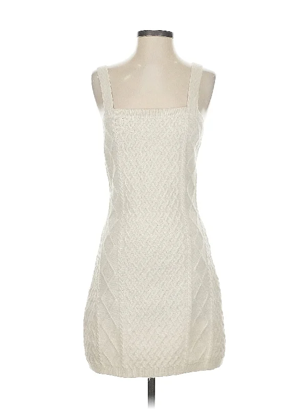 gold cocktail dresses for glamorous nights-​Cocktail Dress
