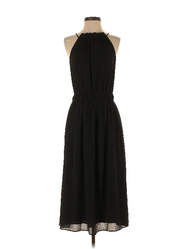 cocktail dress with quilted details-Cocktail Dress