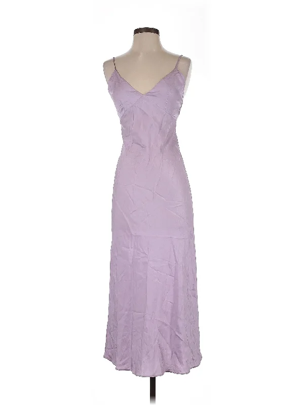 cocktail dress with halter neck-Cocktail Dress