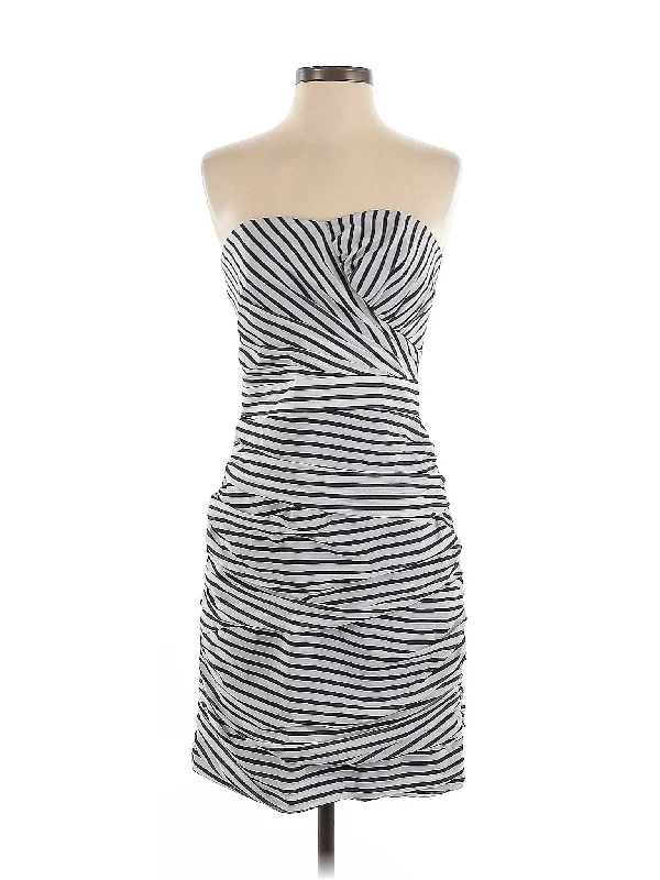 cocktail dress with cut-out back-Cocktail Dress