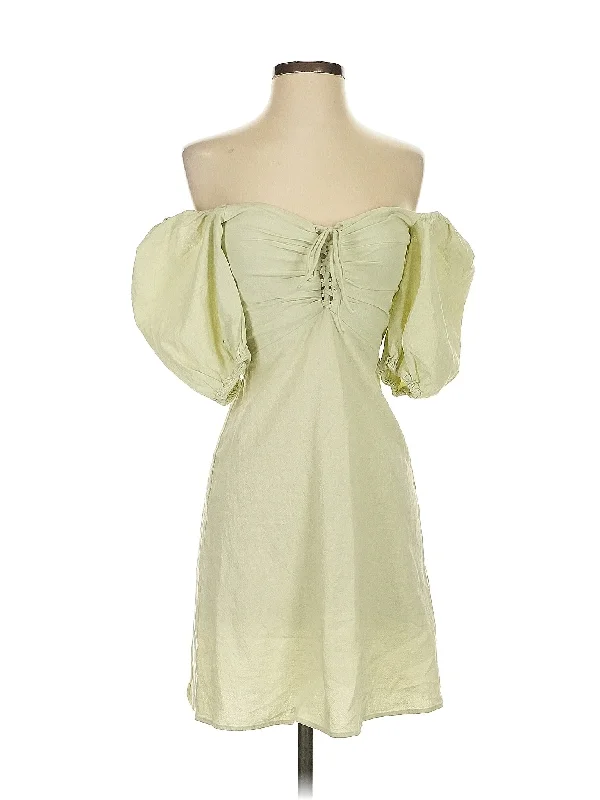 mock neck cocktail dresses for modest neckline-​Cocktail Dress