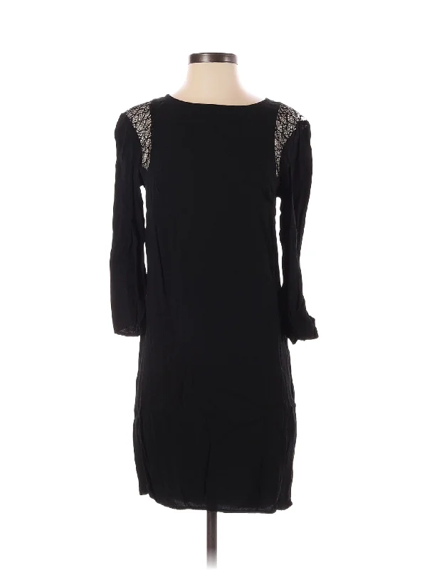 cocktail dress with side appliques-Cocktail Dress
