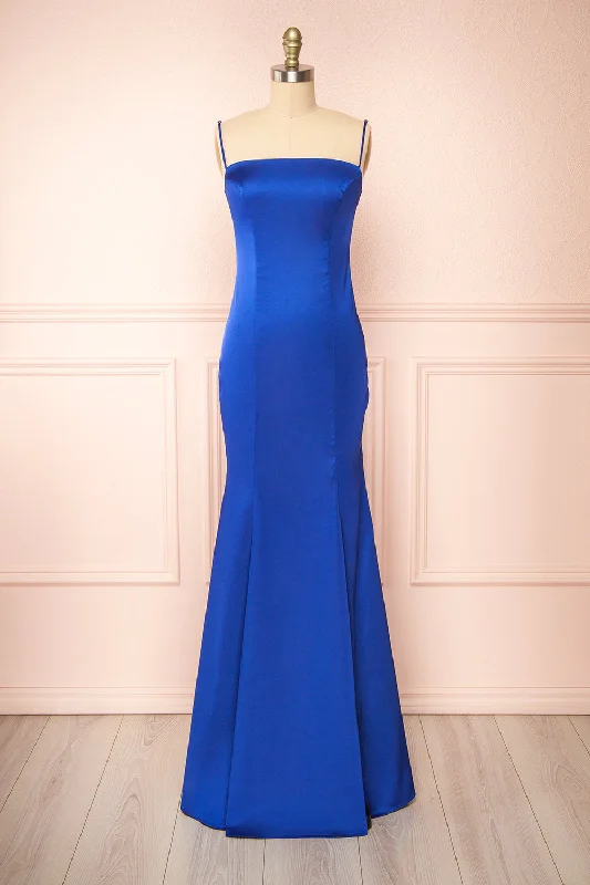 Bridesmaid dress with wide brim hat looks -Naomie Blue | Silky Mermaid Gown