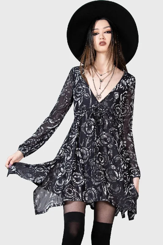 Party dress that is head-turning -Doom Flower Dress