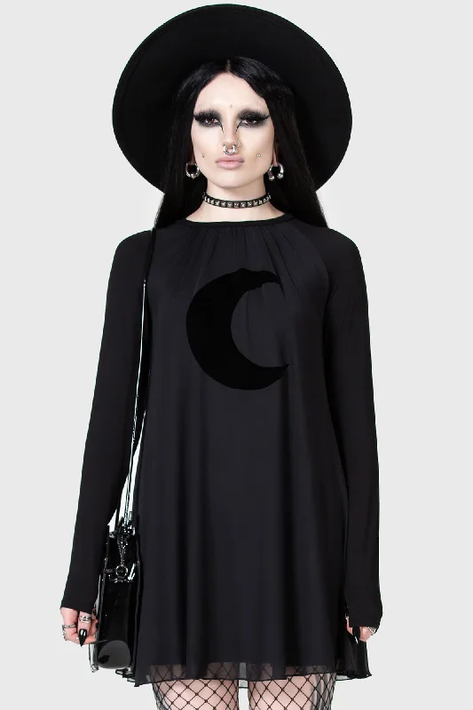 Party dress like a celebrity -Lunar Apex Raglan Dress