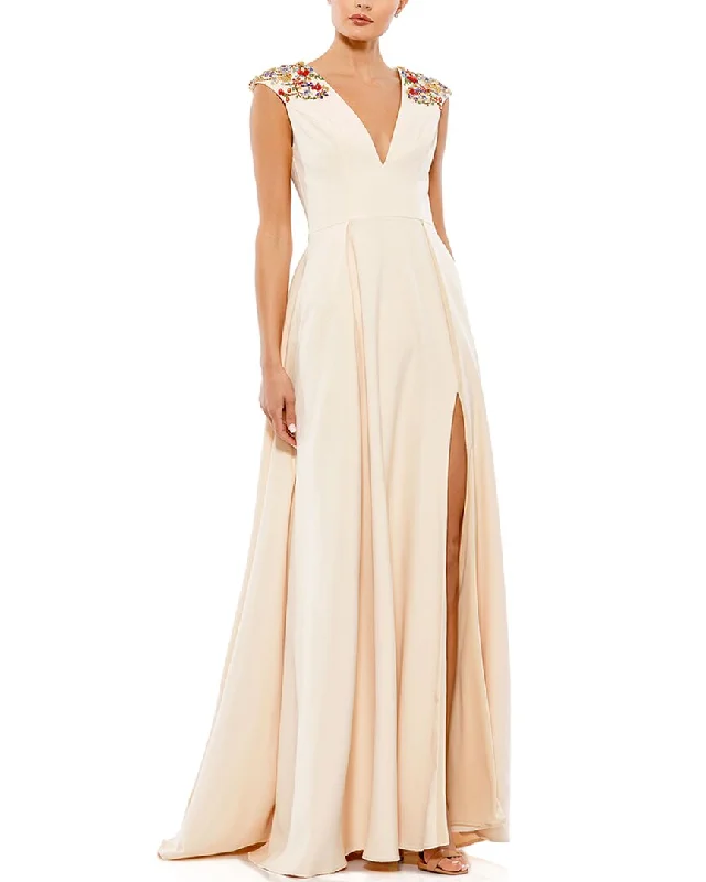 Party dress in bespoke tailoring -Mac Duggal Gown