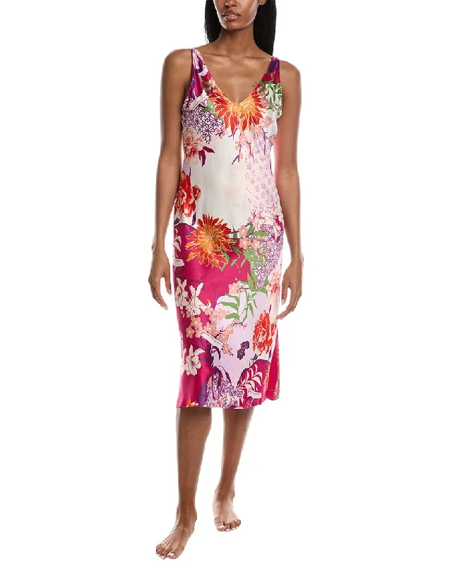 feather boa with evening dress-N Natori Botanique Night Dress