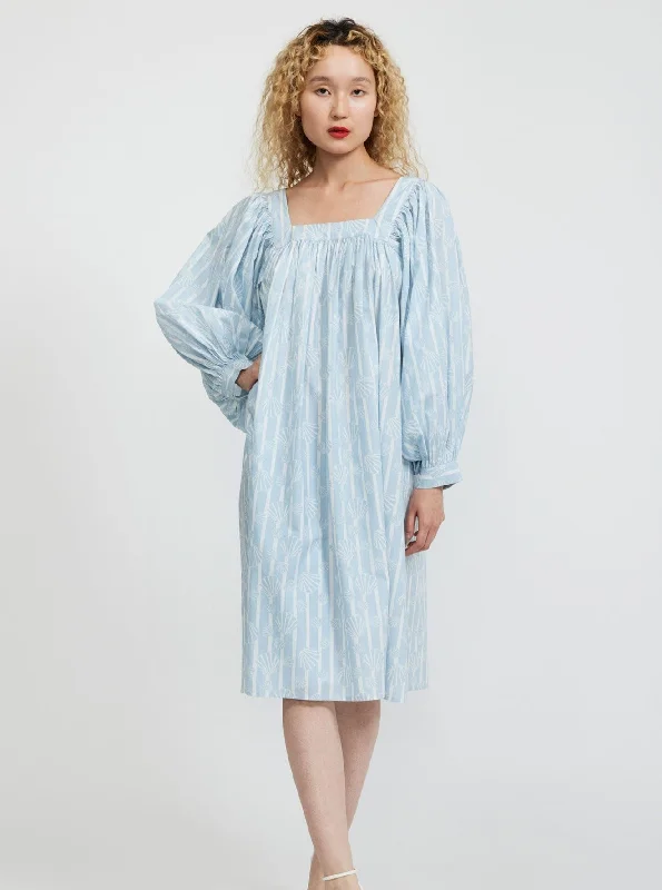 Party dress for a birthday bash -Laura Ashley x BATSHEVA Beaumaris Dress - Honningtoft Shells Party dress for a birthday bash -Laura Ashley x BATSHEVA Beaumaris Dress - Honningtoft Shells