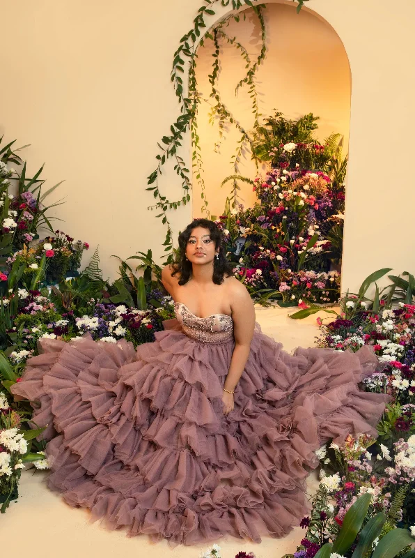 Party dress that enhances confidence -Leya Ruffle Tulle Hand-Embroidered Corset Gown Party dress that enhances confidence -Leya Ruffle Tulle Hand-Embroidered Corset Gown