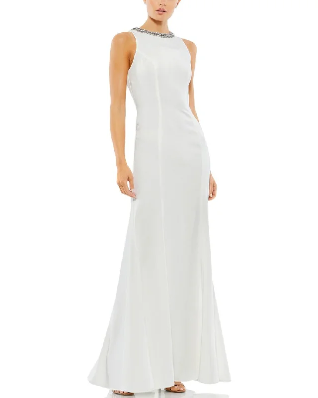 Party dress that flatters figure -Mac Duggal Gown