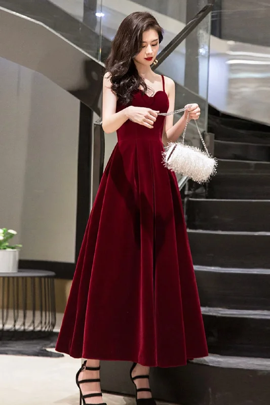 Prom dresses for New Year's Eve-Burgundy velvet short prom dress homecoming dress 8654 Prom dresses for New Year's Eve-Burgundy velvet short prom dress homecoming dress 8654
