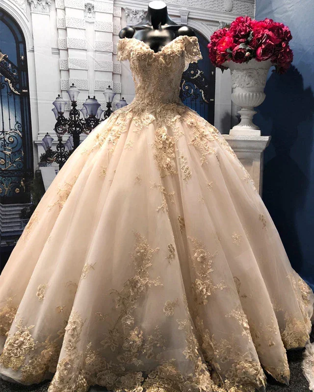 Simple prom dresses for minimalist style-champagne ball gown prom dress Quinceanera Dresses gh2131