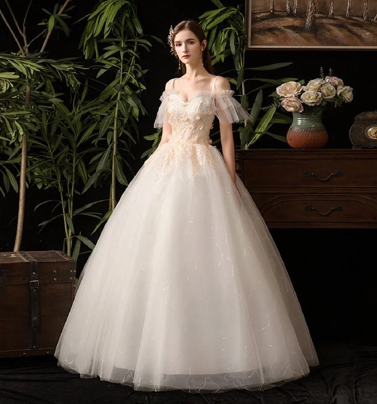 Trendy prom dresses for modern girls-Cute tulle lace long prom dress A line evening gown 10086 Trendy prom dresses for modern girls-Cute tulle lace long prom dress A line evening gown 10086