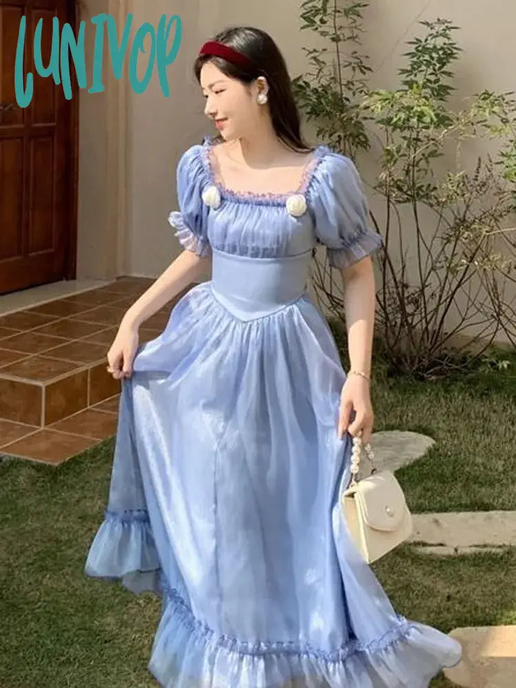 blue with flower