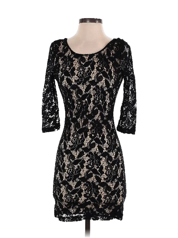 cocktail dress with side rosettes-Cocktail Dress