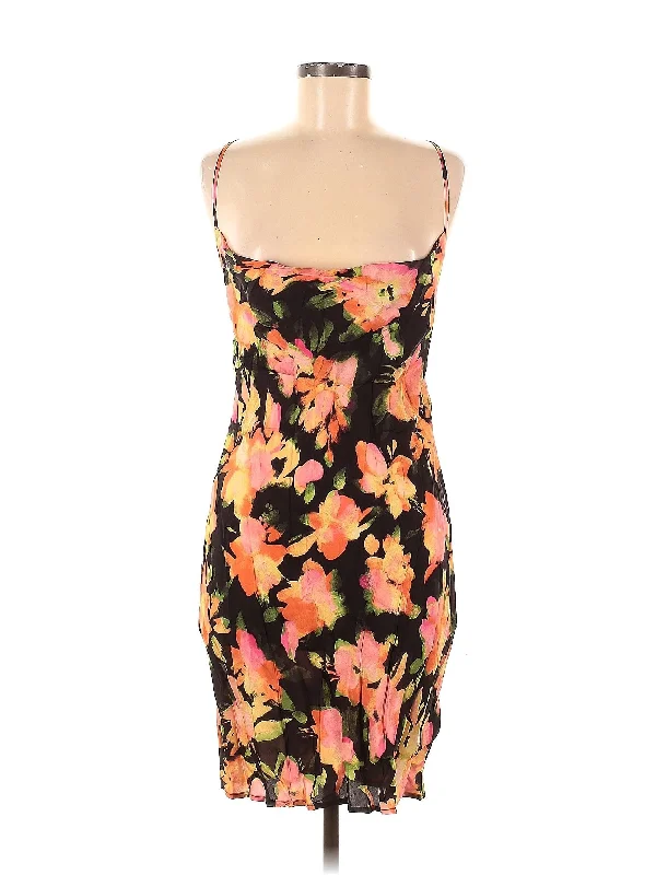 cocktail dress with square neckline-Cocktail Dress