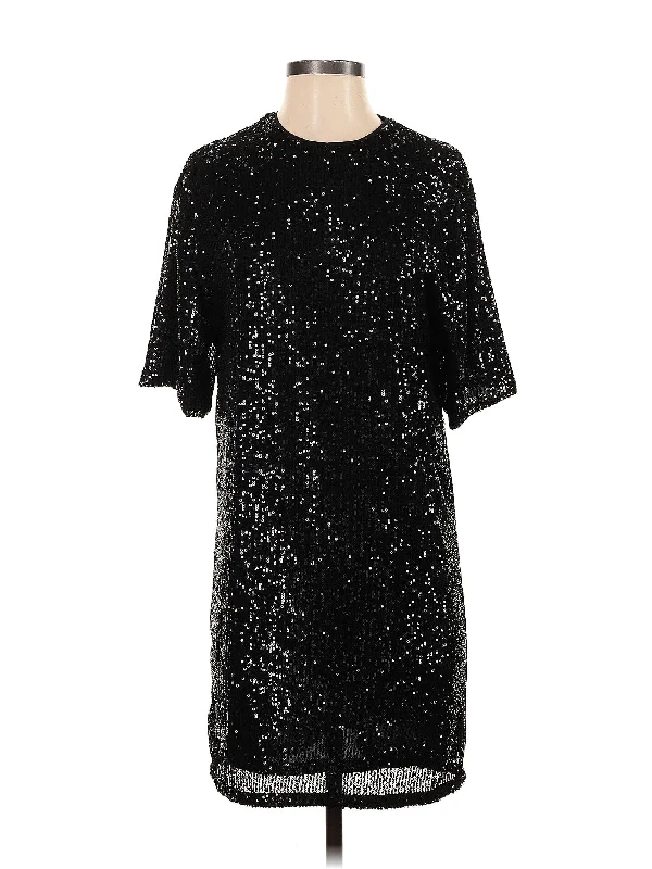 cocktail dress with halter neck-Cocktail Dress