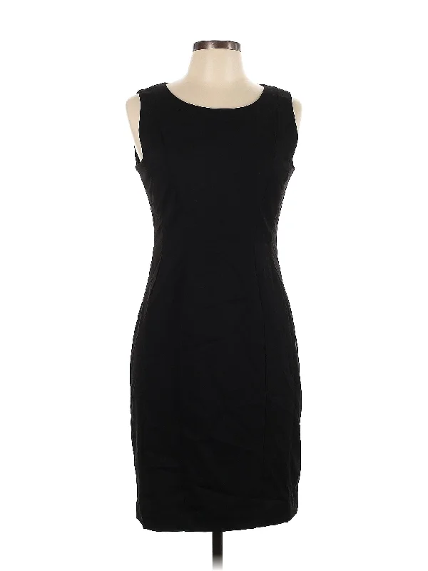 short cocktail dress for petite figures-Cocktail Dress