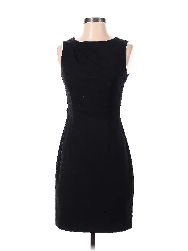 cocktail dress with velvet trim-Cocktail Dress