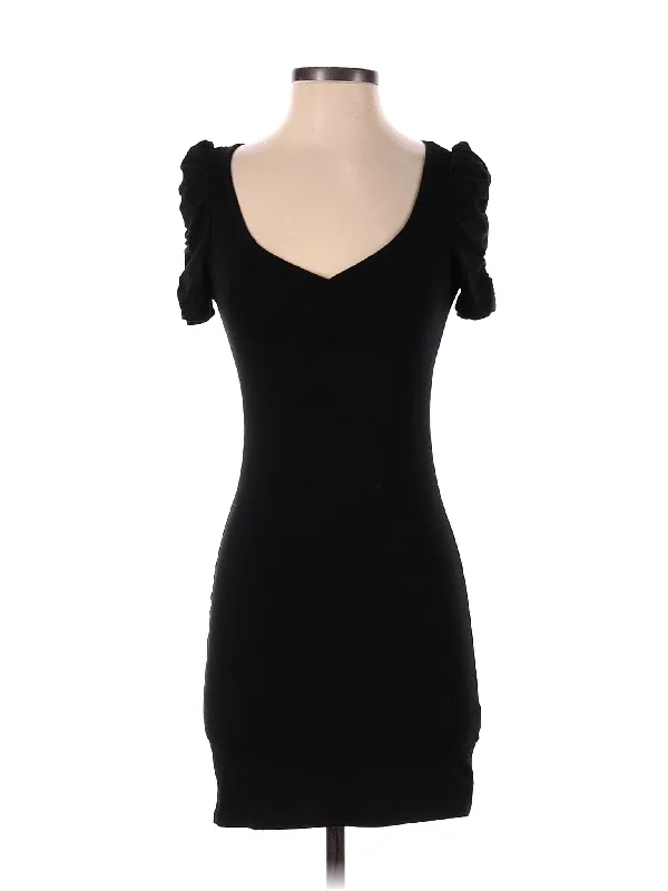cocktail dress with chain strap-Cocktail Dress