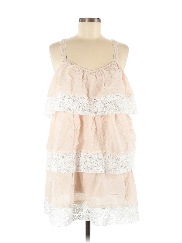 cocktail dress with square neckline-Cocktail Dress