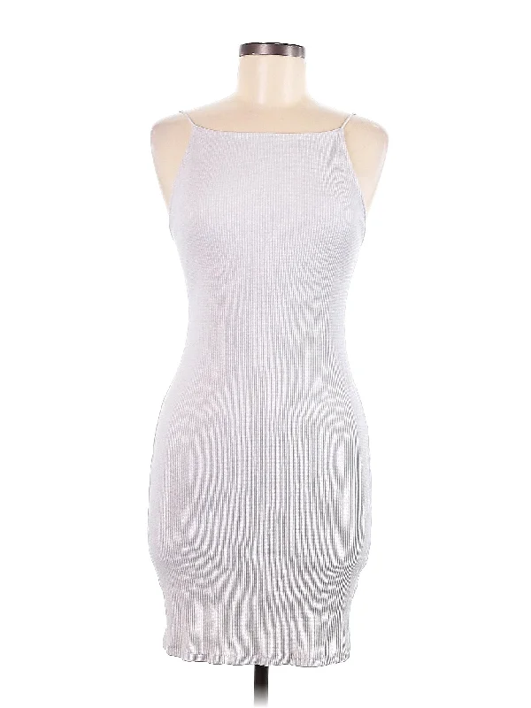 deep v-neck cocktail dresses for bold neckline-​Cocktail Dress