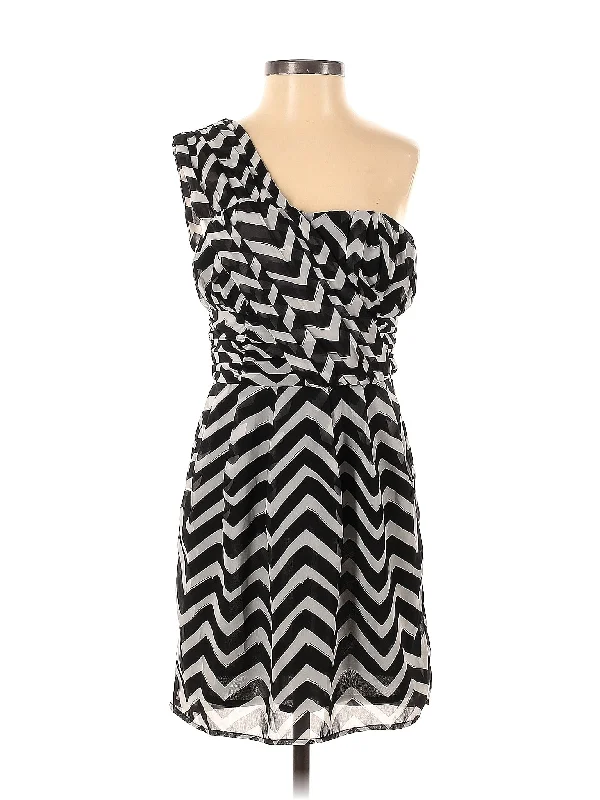 cold shoulder cocktail dresses for modern touch-​Cocktail Dress