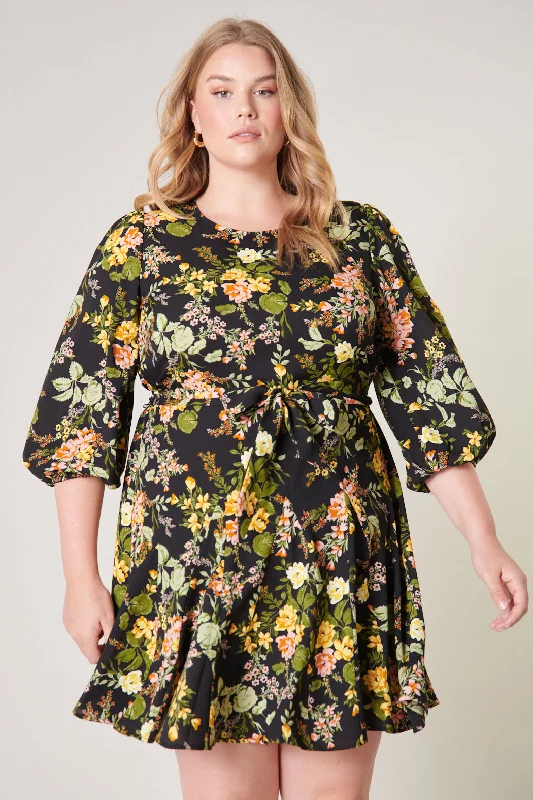 eco-friendly evening gown materials-Night Bloom Balloon Sleeve Derby Dress Curve