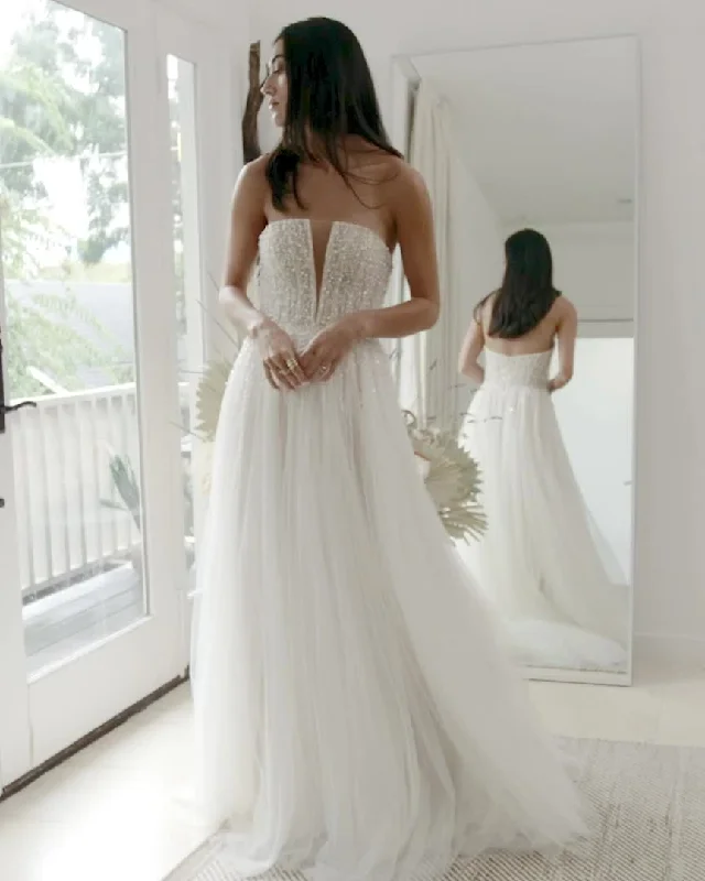 Wedding dress elongates legs nicely help--Aeryn | Willowby - Watters