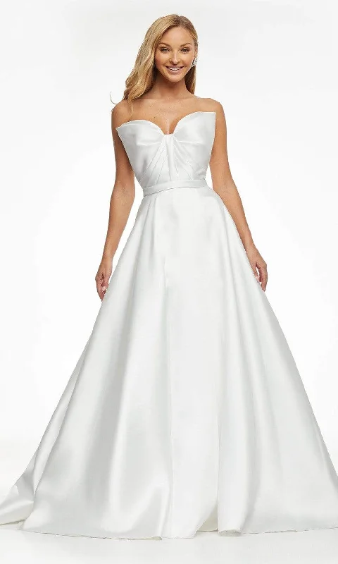 Wedding dress pear shape body type great--Ashley Lauren 11097