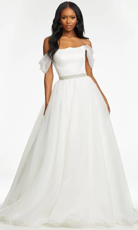 Wedding dress machine washable fabric choice--Ashley Lauren 11129