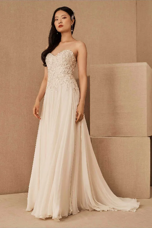 Wedding dress polka dots fun style look wow--BHLDN Jenny Yoo Marianna Marabella Gown Wedding dress polka dots fun style look wow--BHLDN Jenny Yoo Marianna Marabella Gown