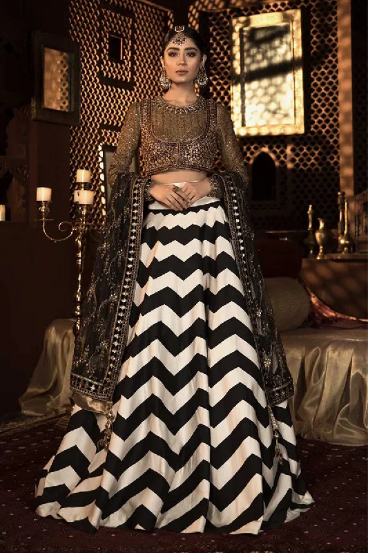 Wedding dress: dress codes for the day--black and white Pakistani lehenga
