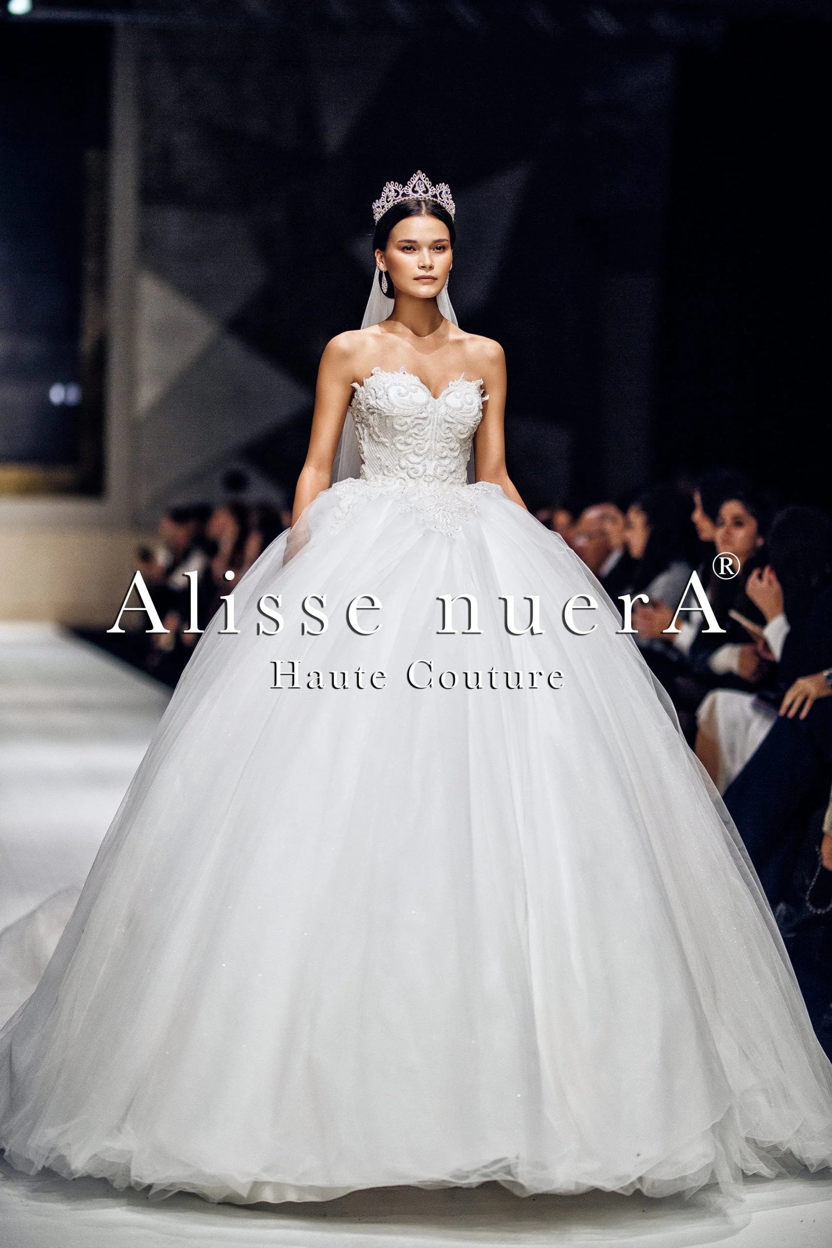 Wedding dress high-quality materials joy--Bohemian Voluminous Soft Tulle Princess Wedding Gown Wedding dress high-quality materials joy--Bohemian Voluminous Soft Tulle Princess Wedding Gown