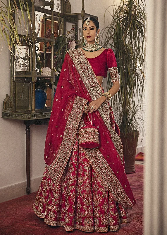 Wedding dress: latest trends and style--Bridal Pakistani Red Lehnga Choli Dress (Amar) Wedding dress: latest trends and style--Bridal Pakistani Red Lehnga Choli Dress (Amar)
