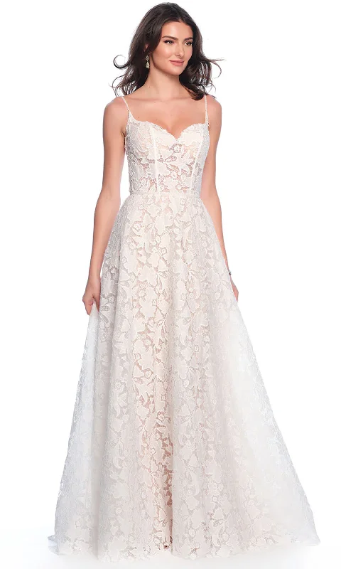 Wedding dress that makes you stand out now--Dave & Johnny Bridal 12116 - Pearl Detail A-Line Bridal Gown Wedding dress that makes you stand out now--Dave & Johnny Bridal 12116 - Pearl Detail A-Line Bridal Gown