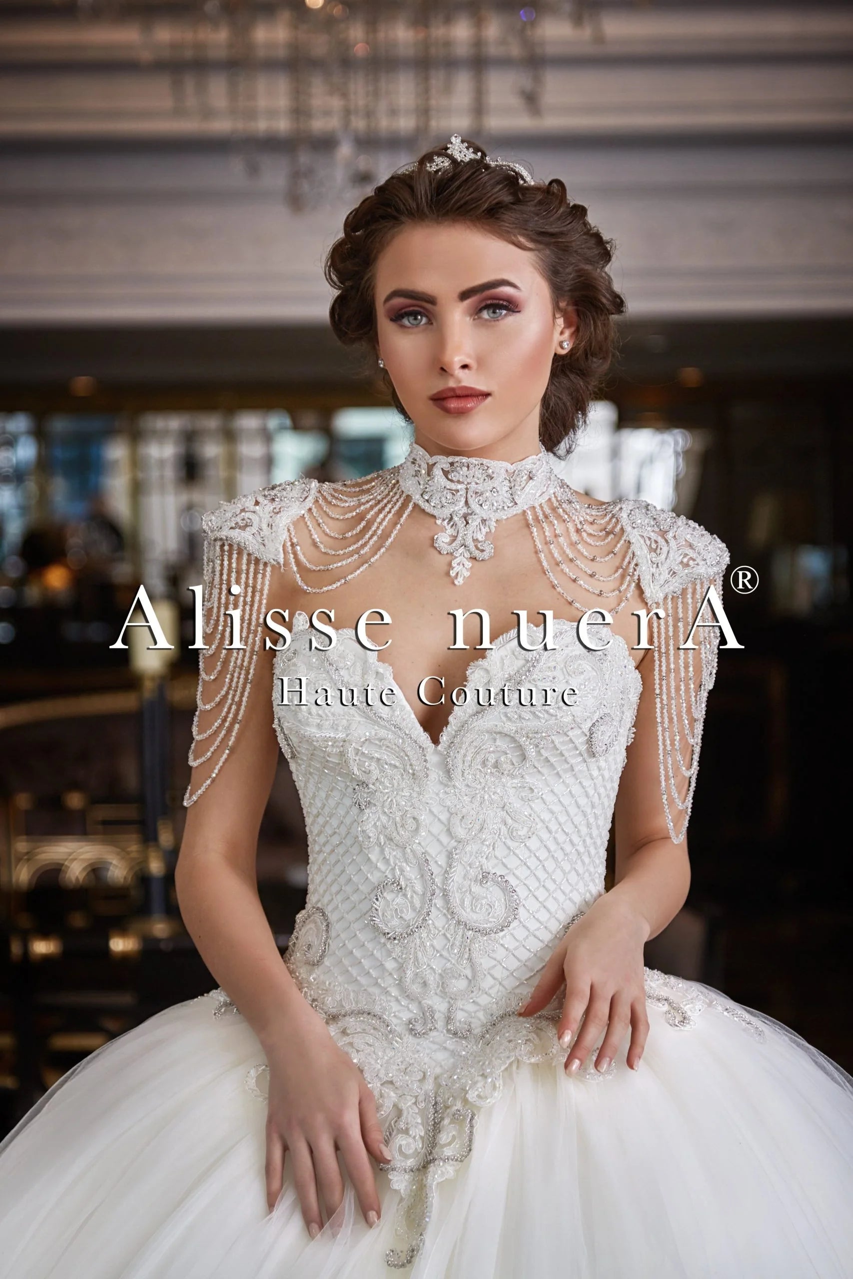 Dress for wedding semi-formal reception party--Diamond White Embroidery Wedding Dress with Crystal Beaded Neck Accessory Dress for wedding semi-formal reception party--Diamond White Embroidery Wedding Dress with Crystal Beaded Neck Accessory