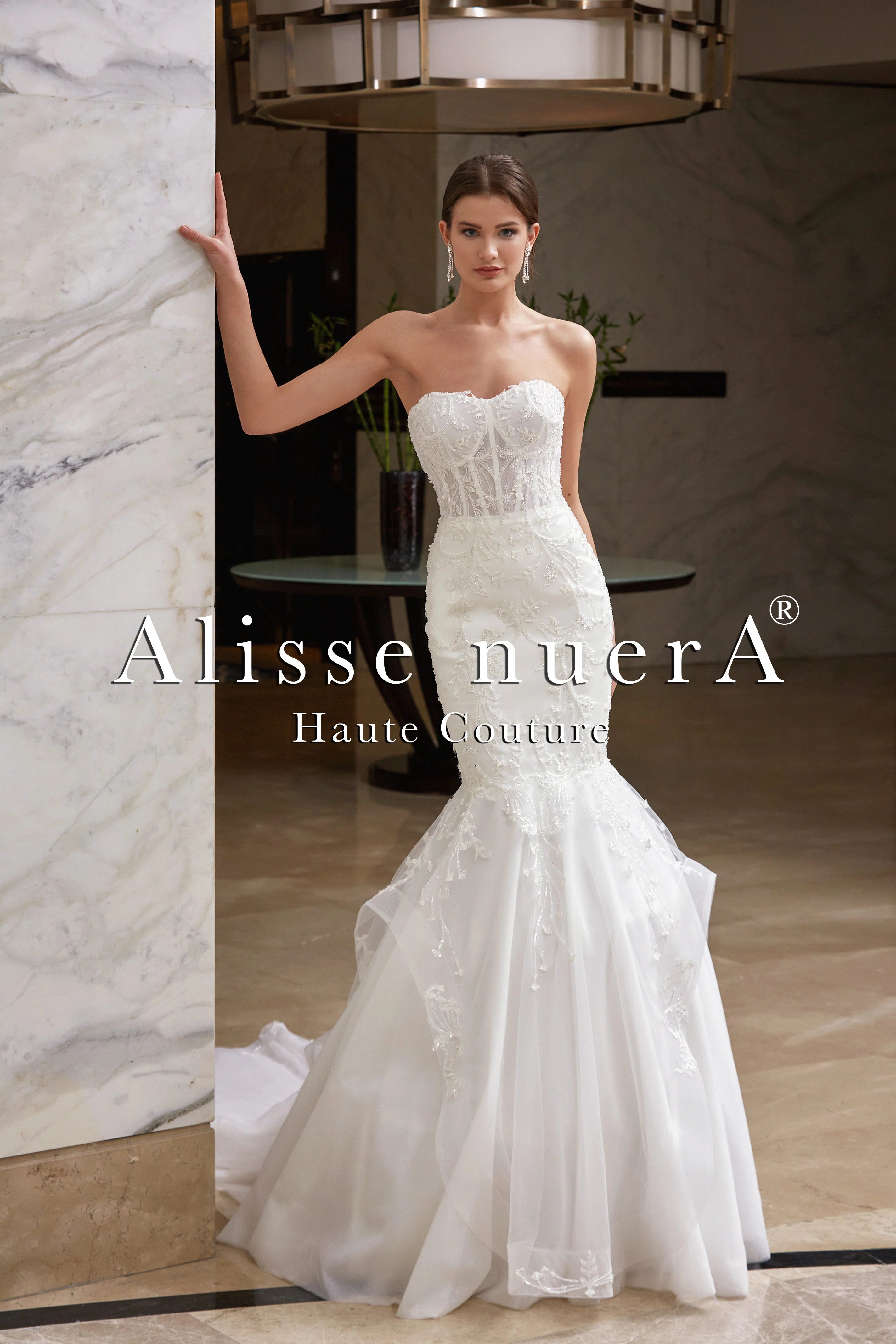 Wedding dress polka dots fun style look wow--Illusion Corset Bodice Full Lace Trumpet Wedding Dress Wedding dress polka dots fun style look wow--Illusion Corset Bodice Full Lace Trumpet Wedding Dress