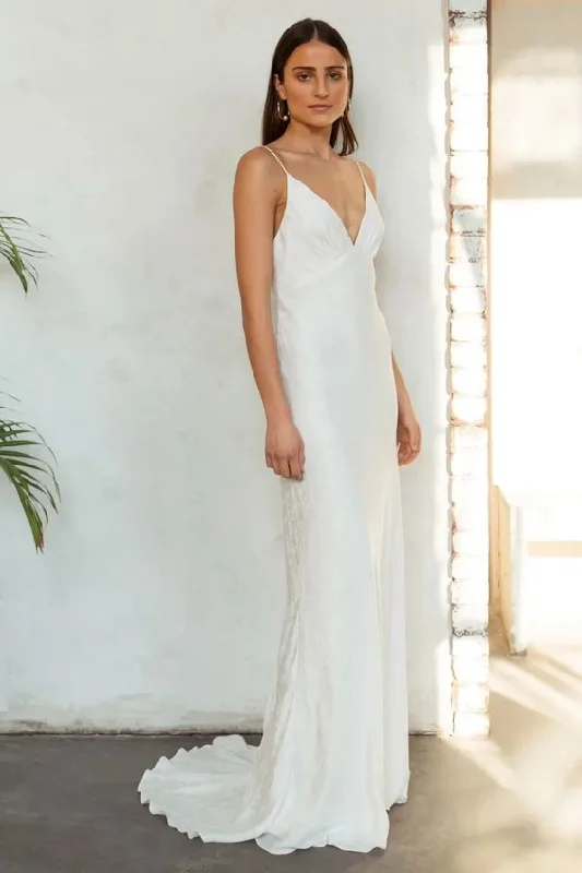 Wedding dress that makes you stand out now--Jenny Yoo Cadence Gown