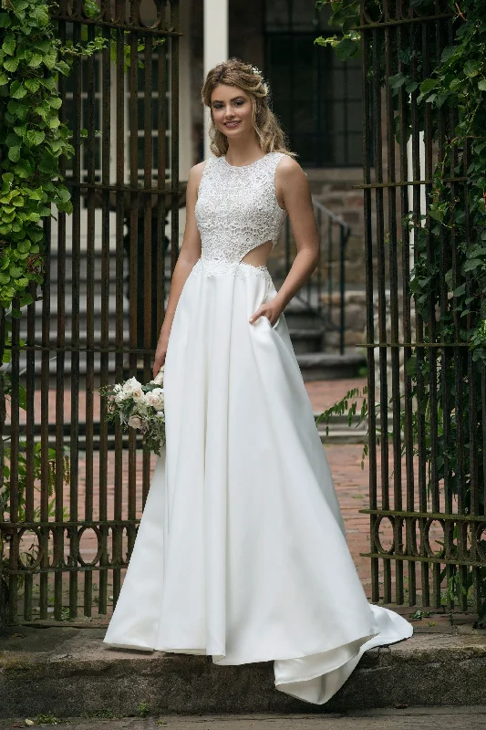 Wedding dress luxury brand style fab--Justin Alexander Sincerity - 44044 Sample Gown Wedding dress luxury brand style fab--Justin Alexander Sincerity - 44044 Sample Gown