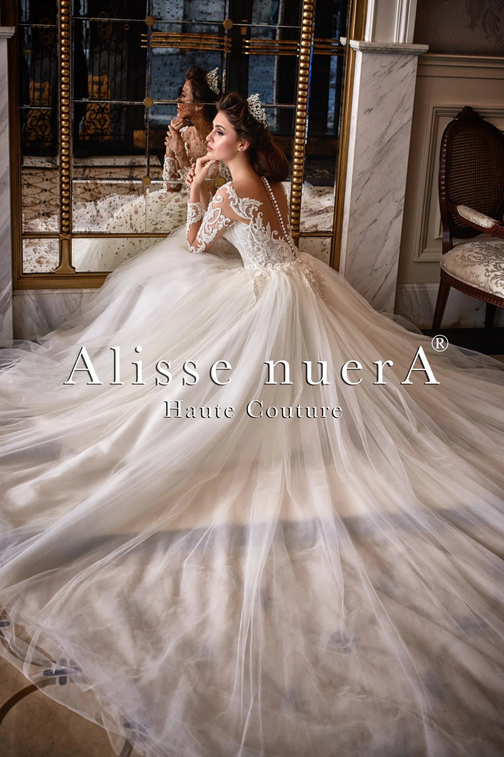 Wedding dress: dress codes for the day--Lace Bishop Sleeve Tulle Skirt Ball Gown Wedding Dress with Lace Scalloped Tulle Bridal Veil Wedding dress: dress codes for the day--Lace Bishop Sleeve Tulle Skirt Ball Gown Wedding Dress with Lace Scalloped Tulle Bridal Veil