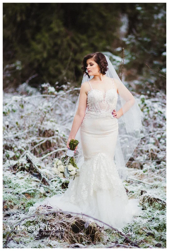 Dress for wedding bodycon style slim fit look--Lace Trumpet Spaghetti Strap Wedding Dress (#Sasha) Dress for wedding bodycon style slim fit look--Lace Trumpet Spaghetti Strap Wedding Dress (#Sasha)