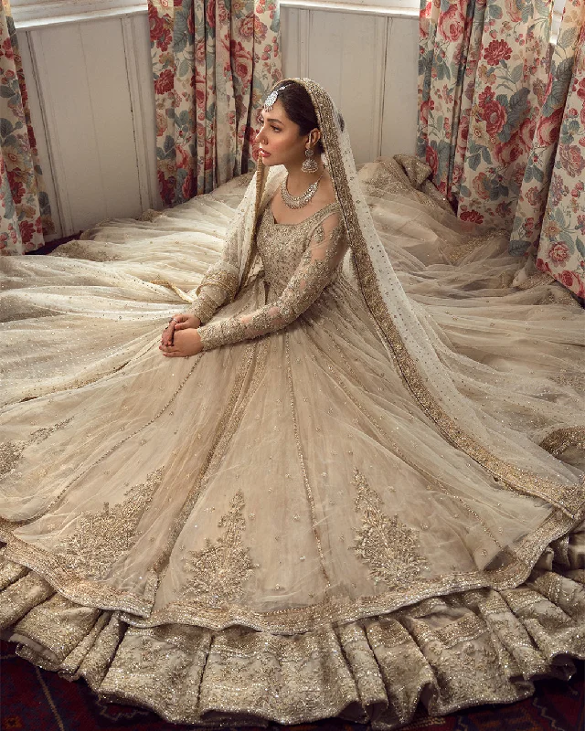 Wedding dress: care tips cleaning wow--Pakistani Bridal Nikkah Dress Handcrafted