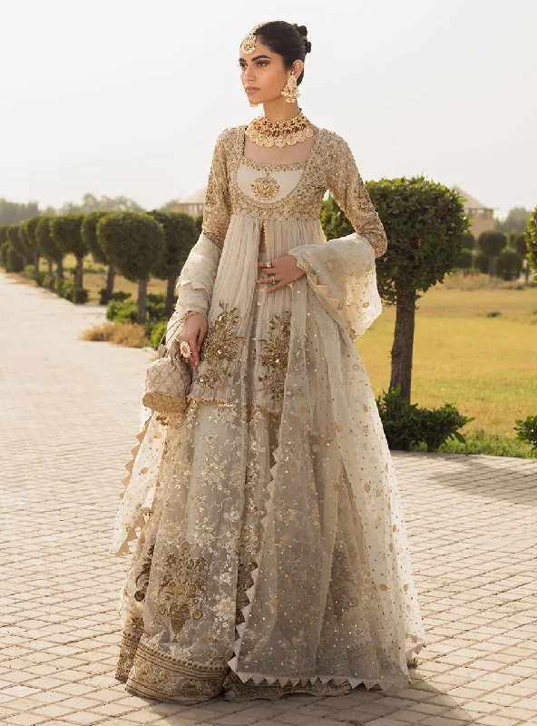 Dress for wedding convivial atmosphere warm--Pakistani Bridal White Nikkah Dress