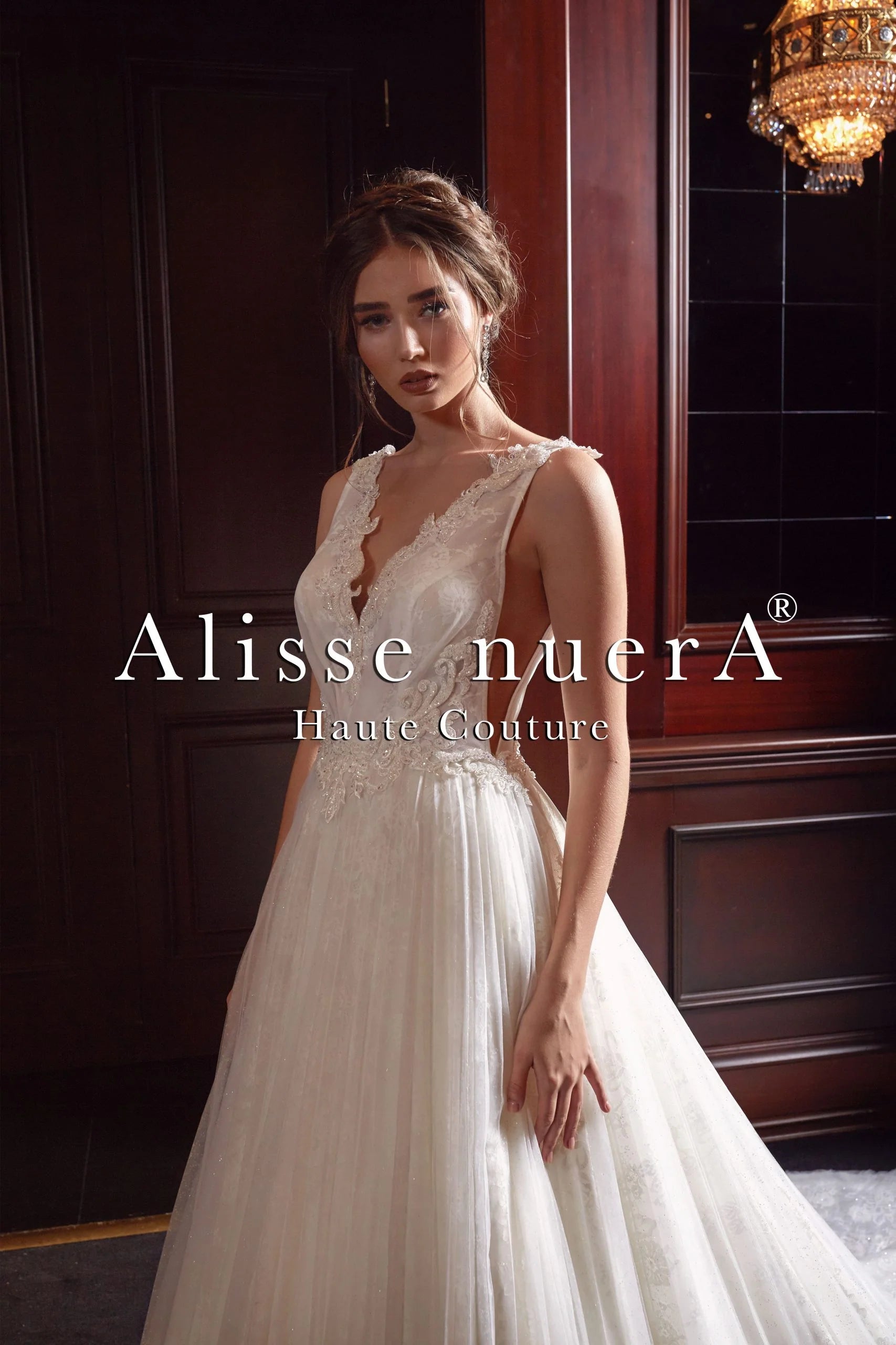 Wedding dress with a square neckline cute--Pleated Lace Skirt Plunging Back A Line Bridal Dress Wedding dress with a square neckline cute--Pleated Lace Skirt Plunging Back A Line Bridal Dress