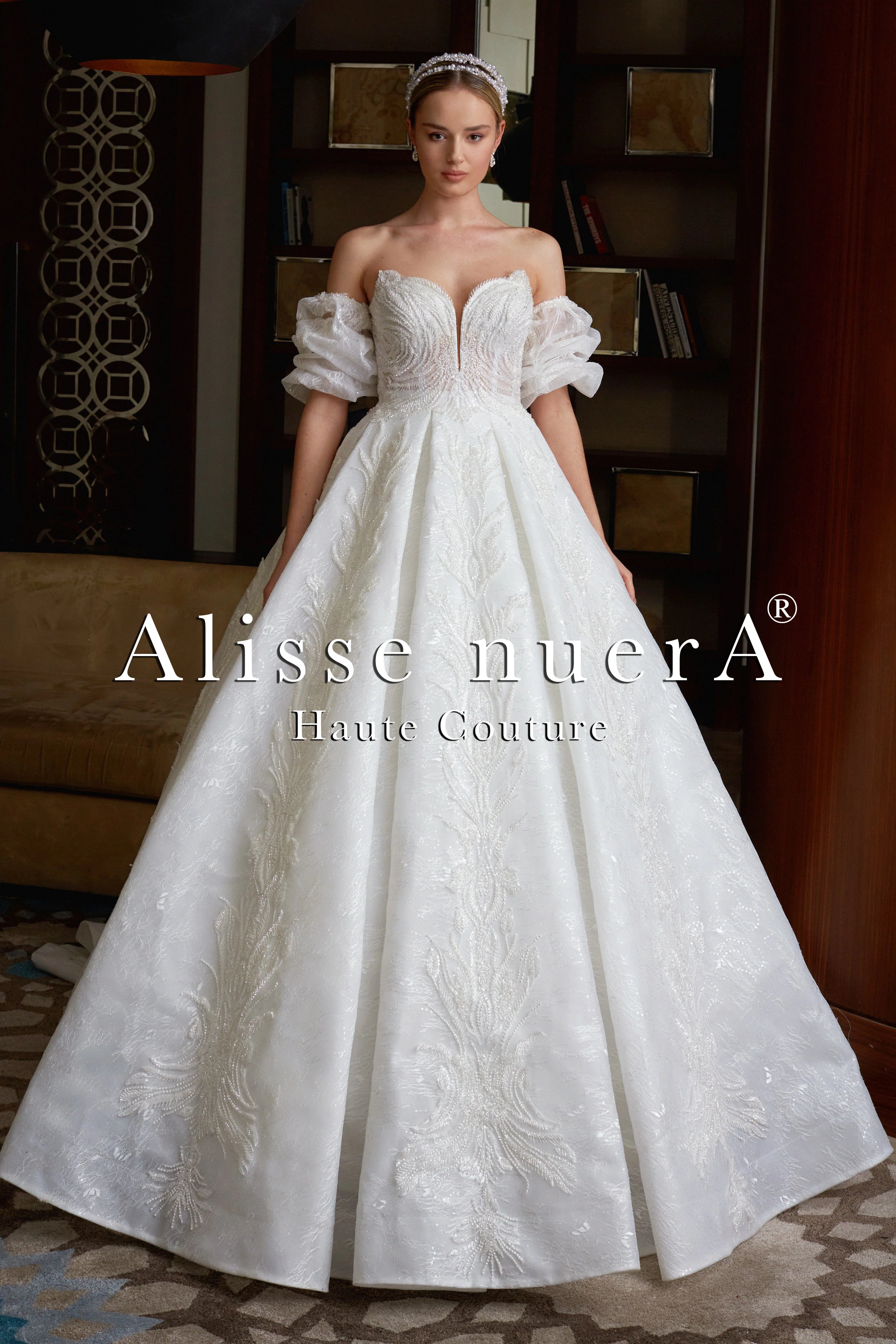 Wedding dress that is picture-perfect great--Portable Balloon Sleeve A-Line Lace Wedding Dress Model Wedding dress that is picture-perfect great--Portable Balloon Sleeve A-Line Lace Wedding Dress Model