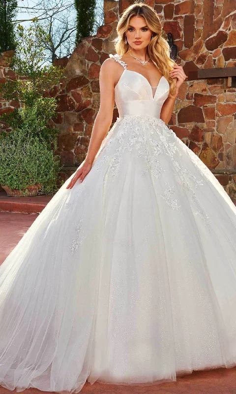 Wedding dress: the perfect fit advice--Rachel Allan M820
