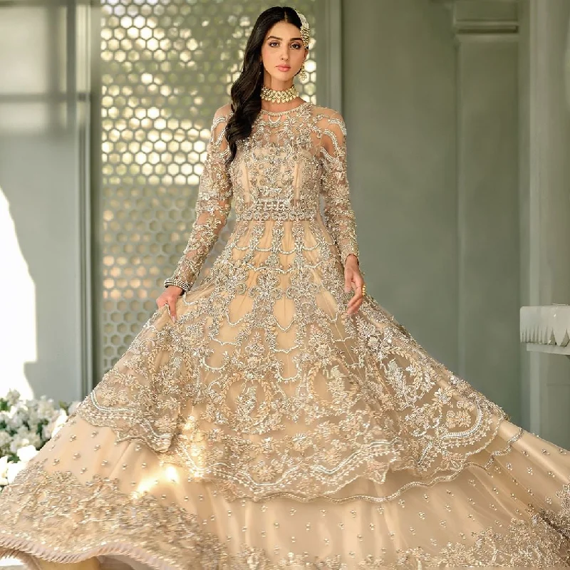 Wedding dress: shoe pairing guide tips--Peach Skin Lehenga Gown Pakistani Bridal Dresses Wedding dress: shoe pairing guide tips--Peach Skin Lehenga Gown Pakistani Bridal Dresses