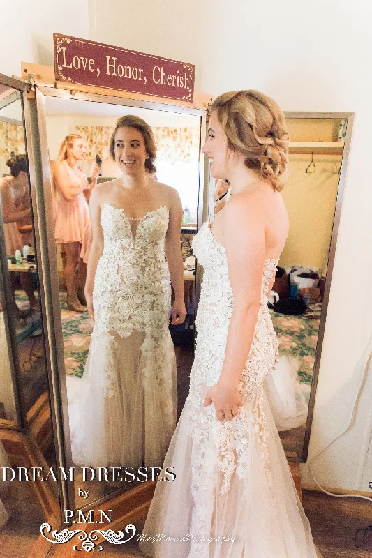 Wedding dress that is age-defying styles--Strapless Lace Wedding Dress (#Sabra)