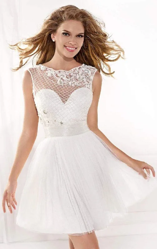 Wedding dress with wide brim hat event--Tarik Ediz 90358